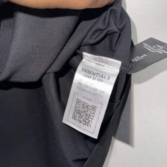 NBA Essentials T-Shirt Black New - Picture 4 of 4